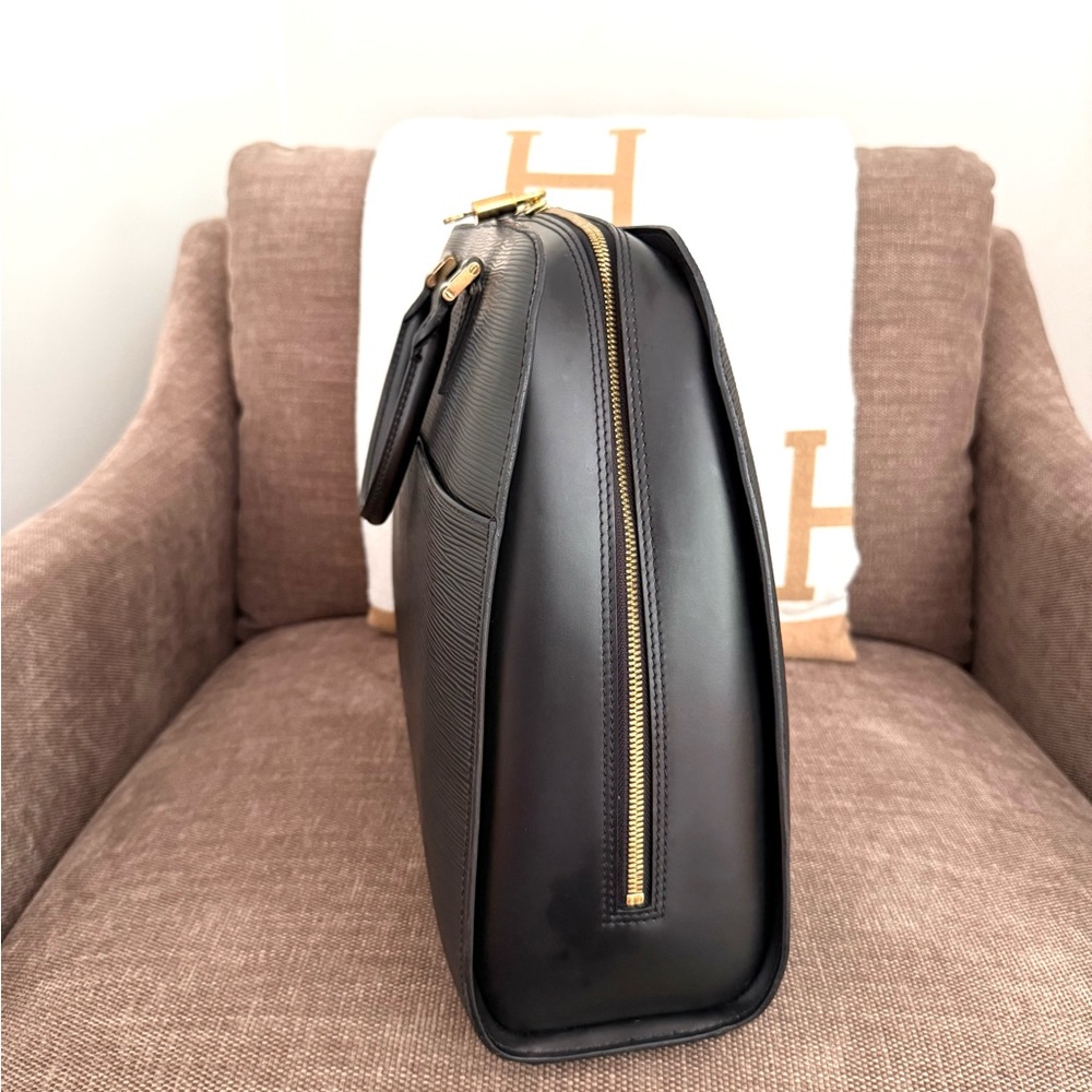 Authentic Louis Vuitton Sorbonne business tote bag black Epi leather large - Picture 8 of 16